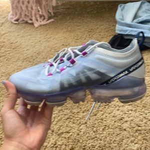 Nike vapor max shoes